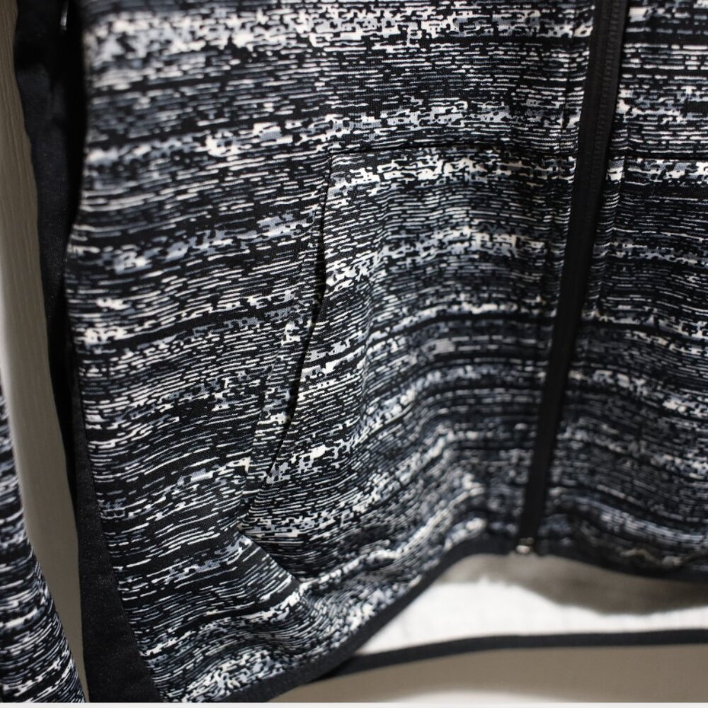 Women's Nike Therma Fit Zip-Up Sweater - Picture 3 of 6